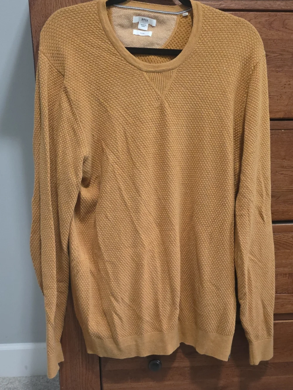 BRAX Men’s Crewneck Textured Knit Sweater in Mustard